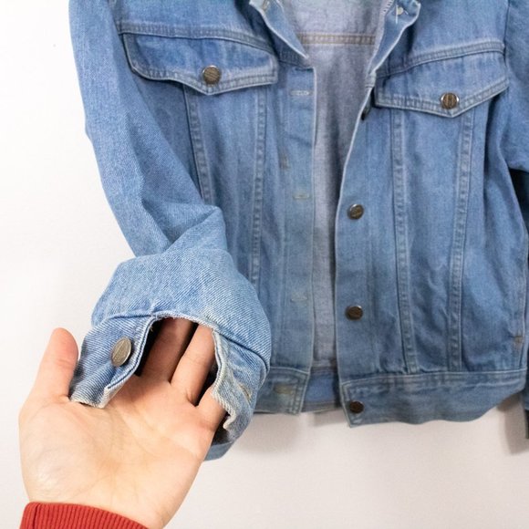 *Vintage New Legends Denim Jacket - Picture 10 of 12